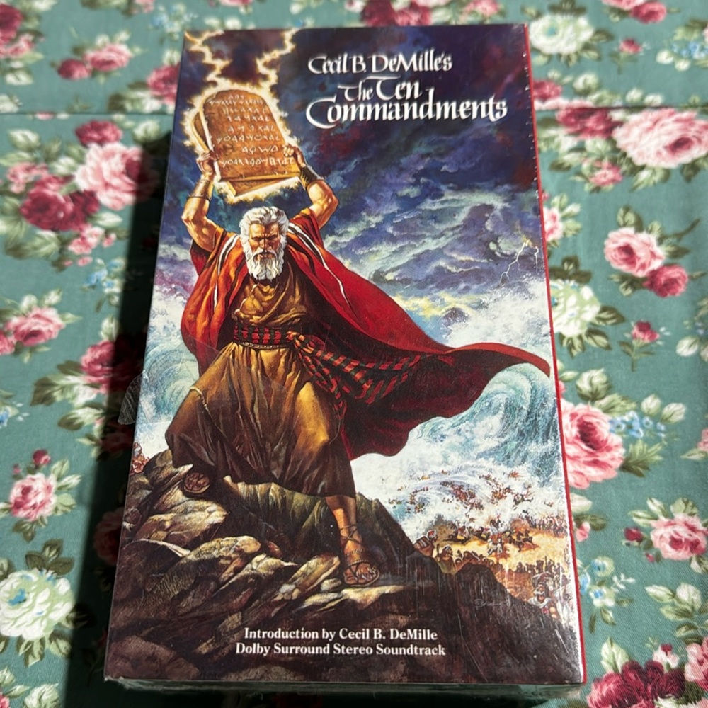 Cecil B. DeMille’s The Ten Commandments! 📼 VHS movie in original sealed wrap 💫